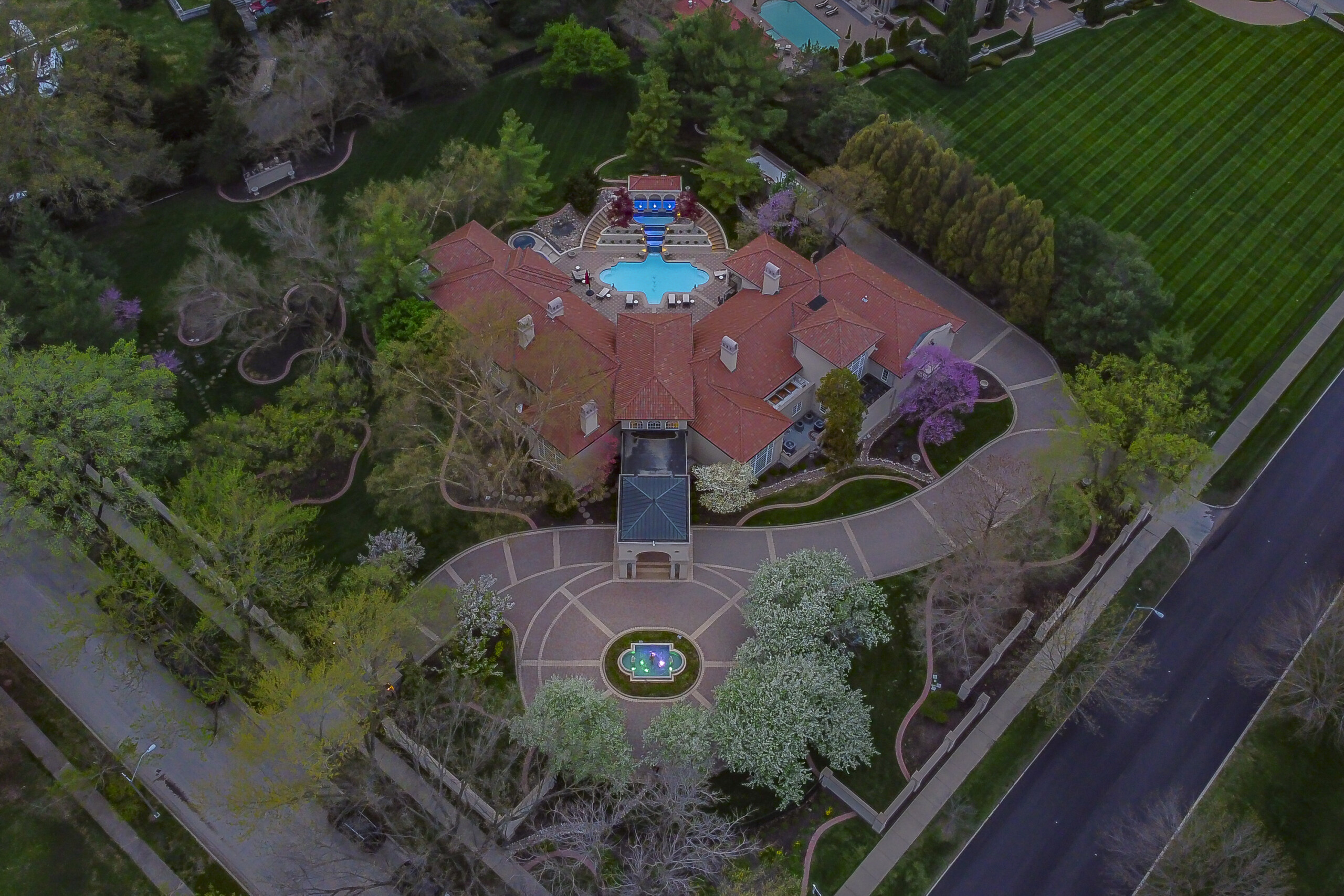 5550 Ward Parkway, Luxury Homes Kansas City, Malfer & Associates