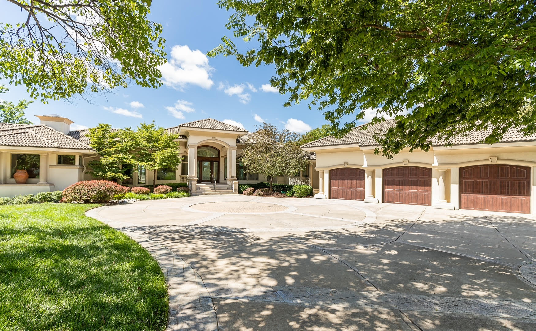 Olathe Home for Sale - Luxury Home - Malfer and Associates